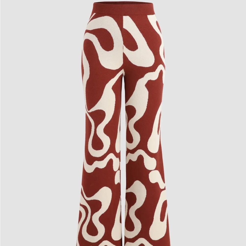 High quality 2 piece knit pants set. Top and bottom. Never worn. - Picture 2 of 2